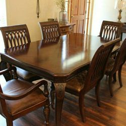 Beautiful and Elegant Bernhardt Embassy Row