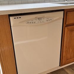 Maytag Dishwasher 