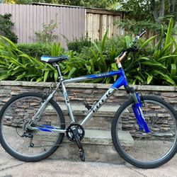 Trek 4300 Bike