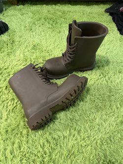 Balenciaga steroid boots