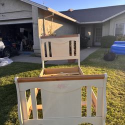 Twin Size Sleigh Bed