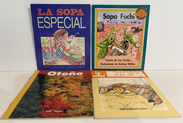 Lot of 4 Small Spanish Beginner Children's Books Paperbacks