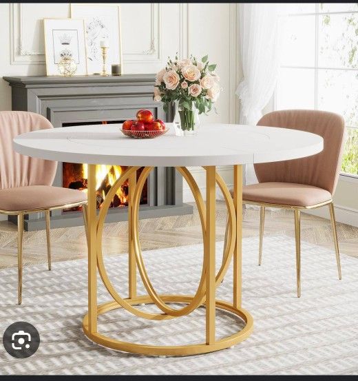 Round Dining Table 