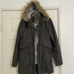 Express Convertible Utility Jacket with Faux Fur Vest And Hood size s