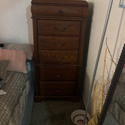 Classic Wood Bed Set W Bed Rail 