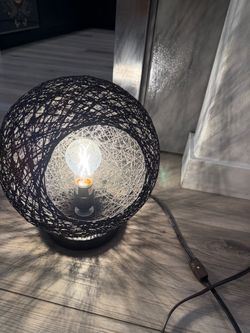 Black Woven String Globe Table Lamp