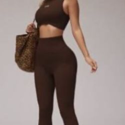 Size Small Workout Brown Set Brand New 