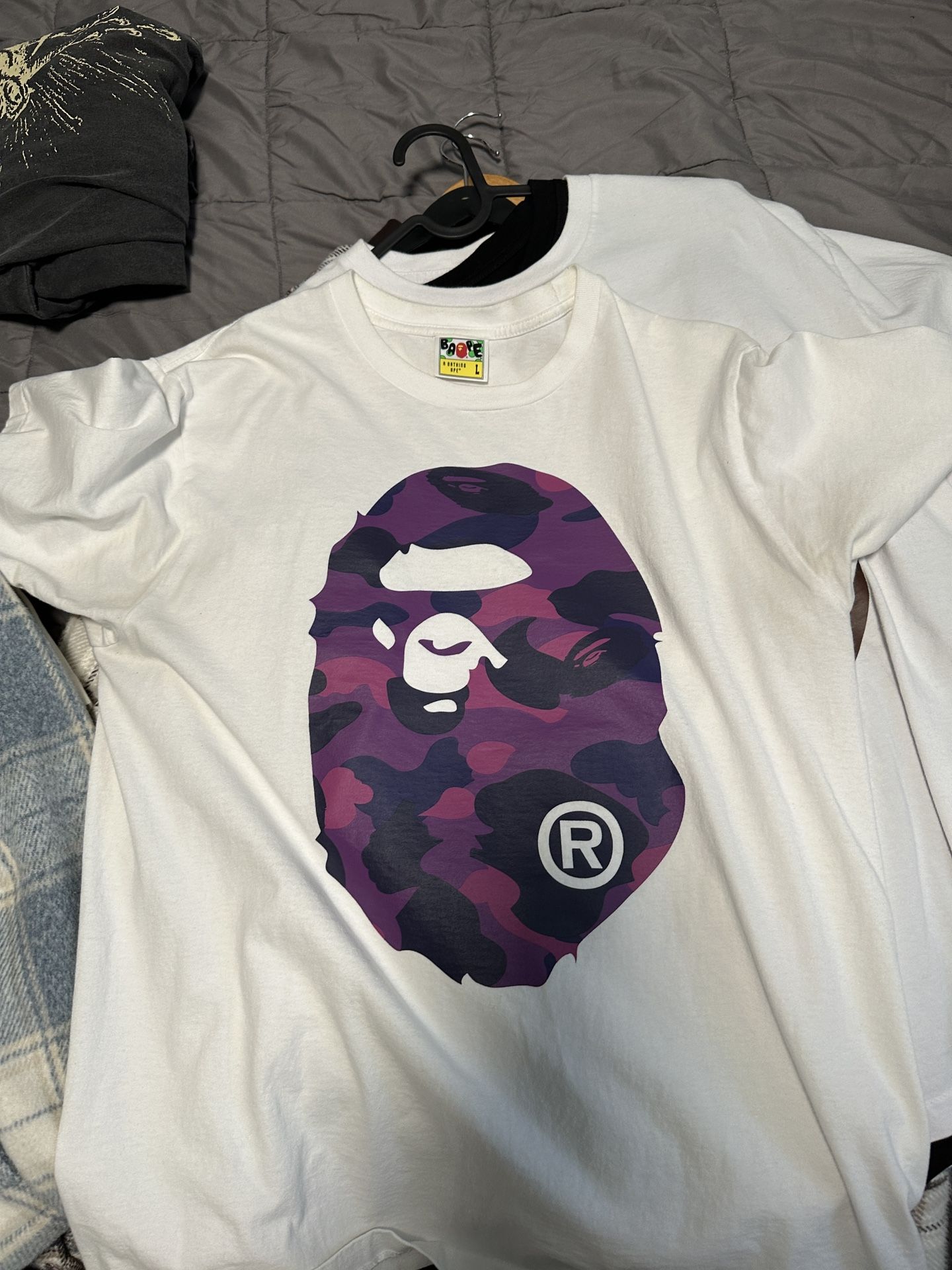 Bape T