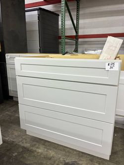 White Shaker 3 drawer base kitchen cabinet