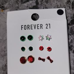Forever 21 Multicolor Xmas Earring Set