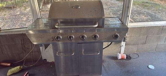 Nexgrill 4-Burner Propane Gas Grill with Side Burner