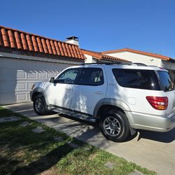 2003 toyota Sequoia