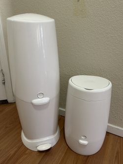 PLAYTEX DIAPER GENIE