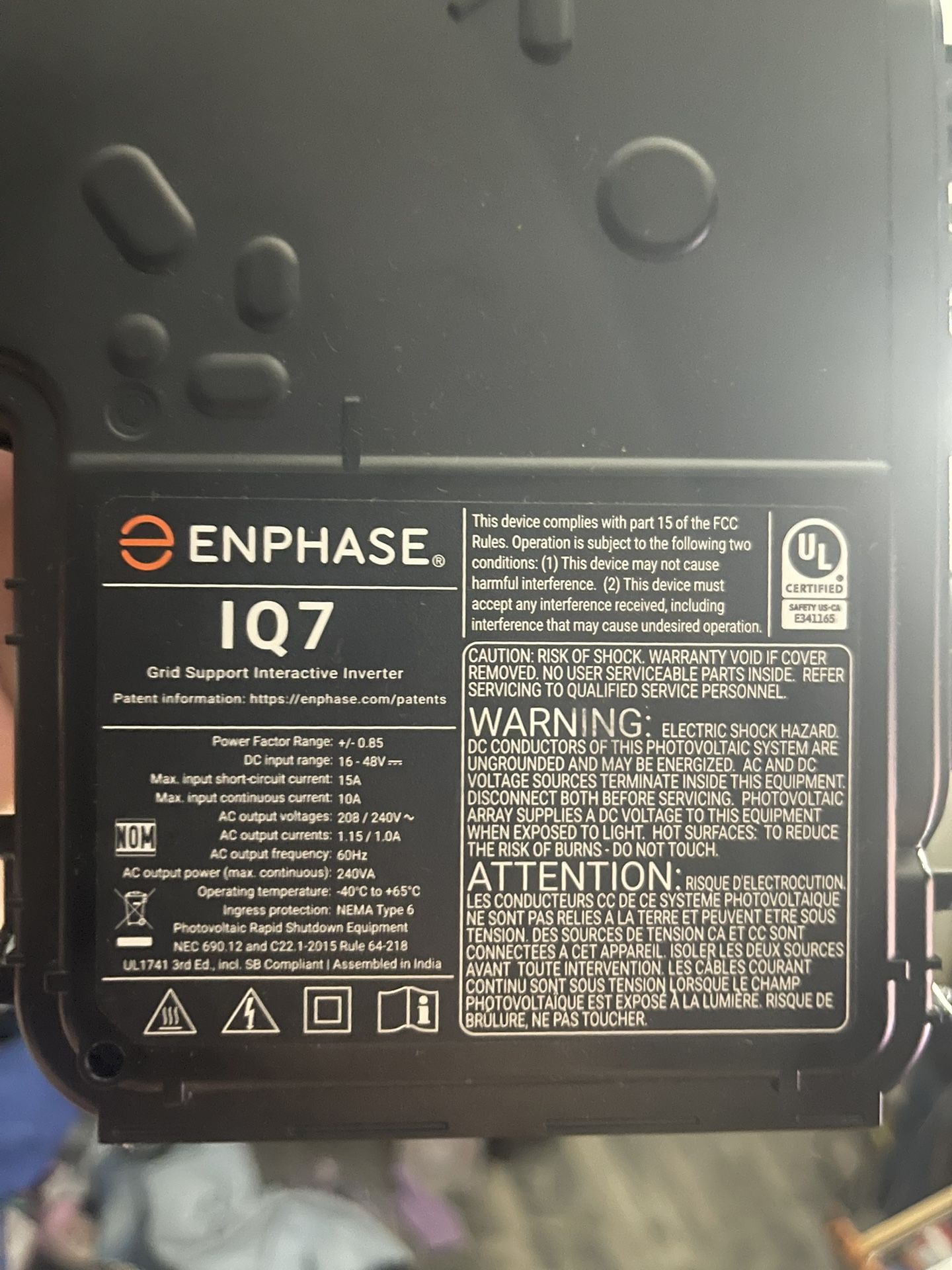 ENPHASE IQ7 Grid Support Inverder
