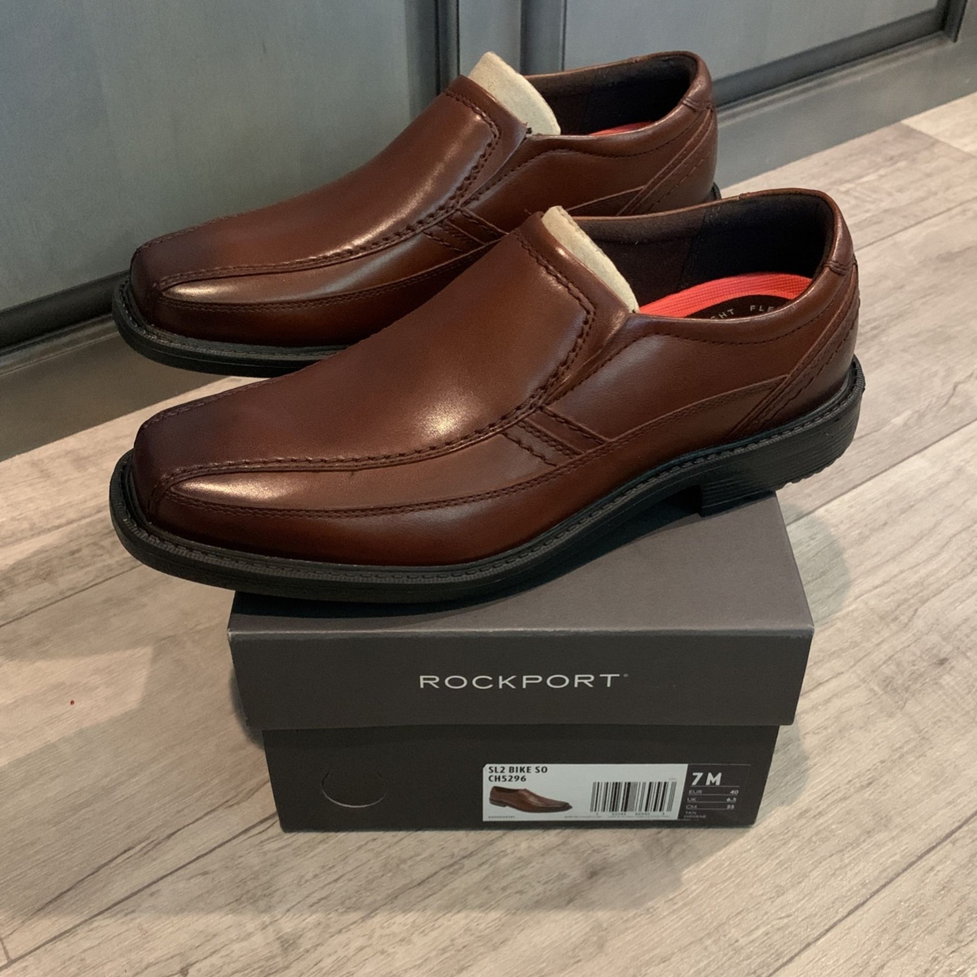 Rockport CH5296 Leather Shoes Size 7M for Sale in Caldwell  display picture 1