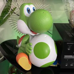 Yoshi Popcorn bucket collectors item