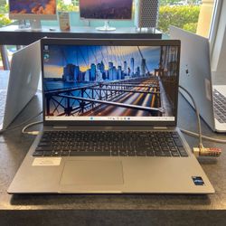 Dell Laptop Computer – 15.6” Latitude 5540 | i5-1335U / 16GB / 512GB SSD