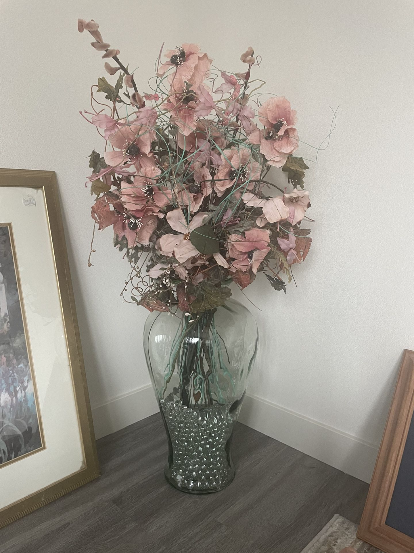 Floor Glass Vase With Artificial Flowers 