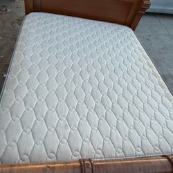 Queen size bed