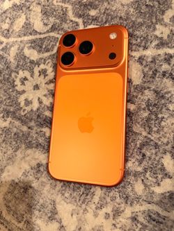 Like New Unlocked Apple 🍏 iPhone 17 Pro (Orange) 256GB