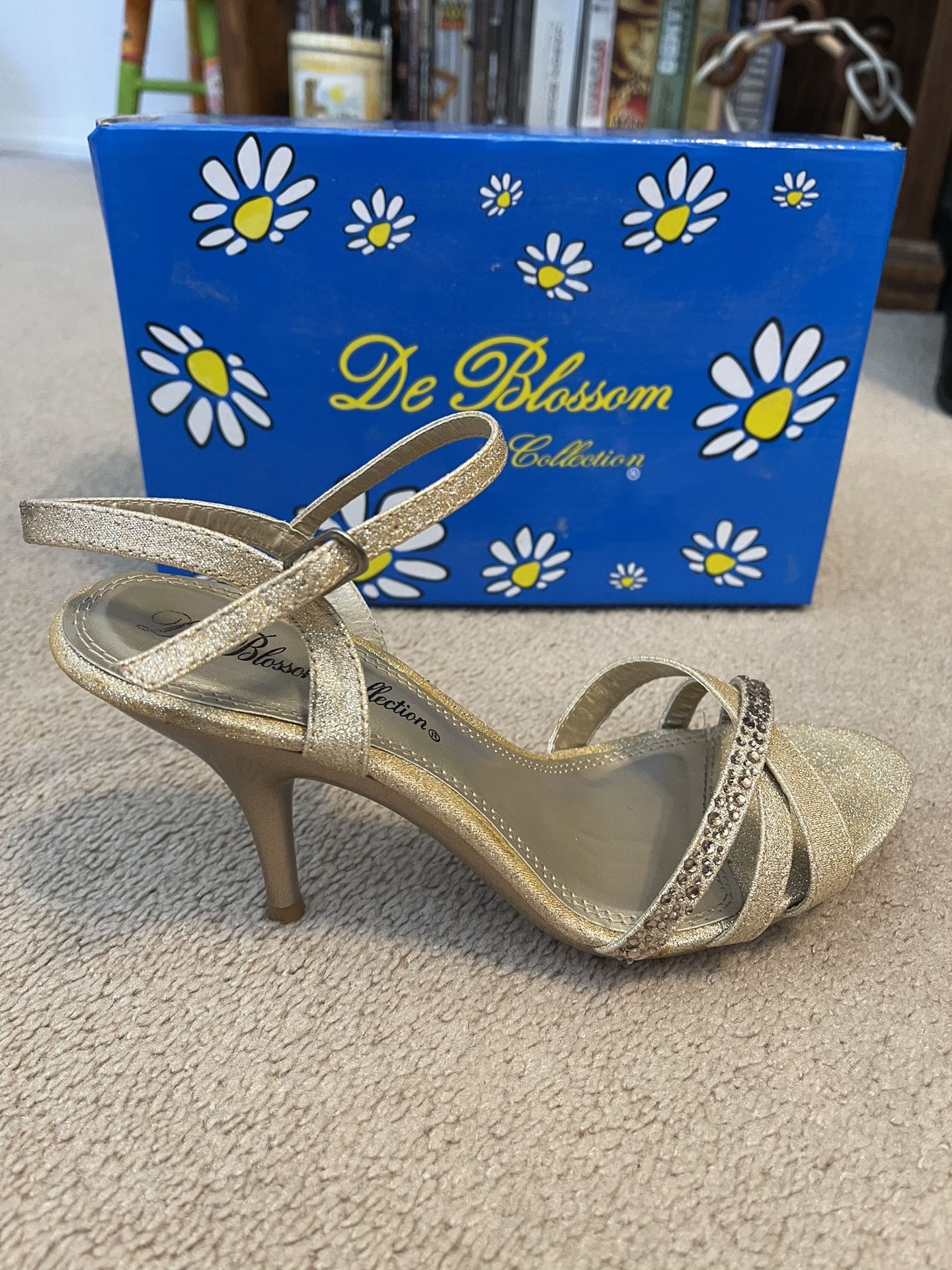 Elegant Strappy Heel, Size 8