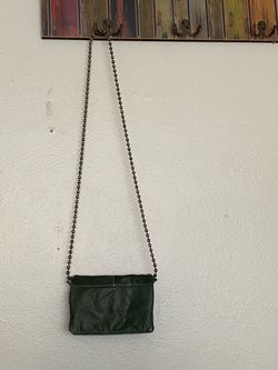 Free people Beutiful Green Leather Crossbody Bag with Chain Súper pretty  pick up in Culver City $20