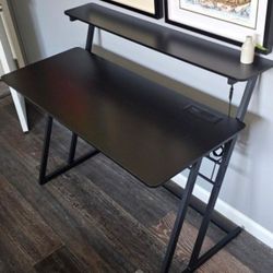 Black Office Desk With USB And Light