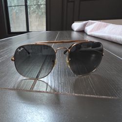 Rayban Sunnies NEW 