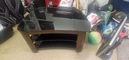 Small glass top tv stand