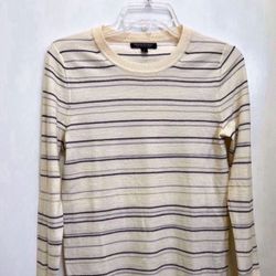 Price Just Dropped: Banana Republic Thin Sweater Size S (Pick up🛒 In Bellevue) *Check out my Other Posts 🎁