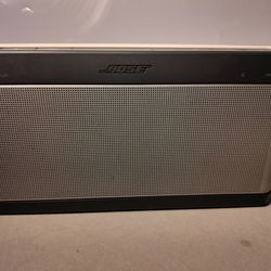 BOSE 3 Portable speaker for Sale in Atlanta, GA - OfferUp