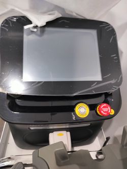 Laser Aesthetic Machine with Touchscreen Display
