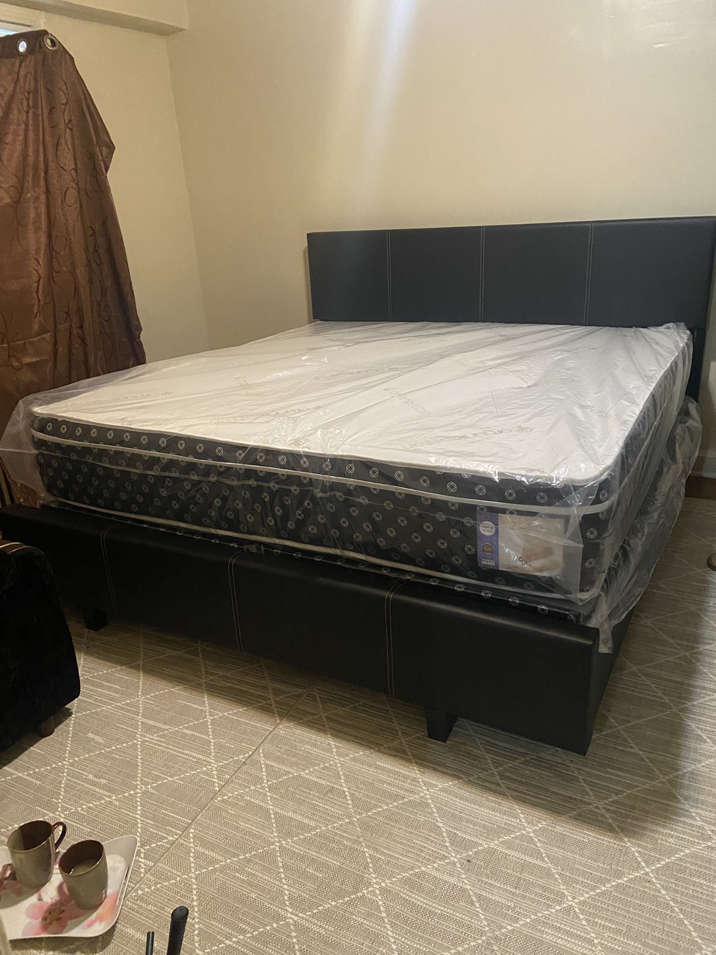 Queen Mattress Come With Bed 🛌 Frame And Free Box Spring - Free Delivery 🚚 Today To Reasonable Distance 