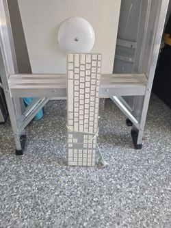 Apple wired keyboard