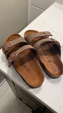 Kids size 33 Birkenstock’s