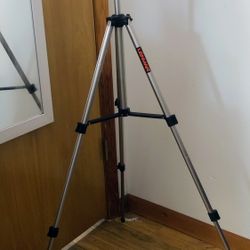 Lenmar Tripod