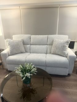 BRAND NEW POWER RECLINING SOFAl/LOVESEAT