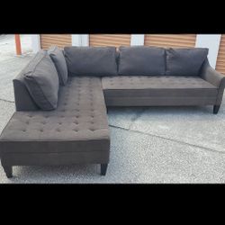 Haverty's Dark Gray Sectional Couch Sofa