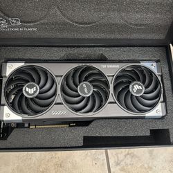 ASUS TUF GeForce RTX 5070 12GB GDDR7 OC Edition Graphics Card NVIDIA Desktop PC