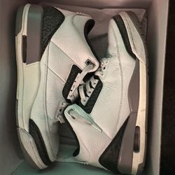 Air Jordan 3 Retro