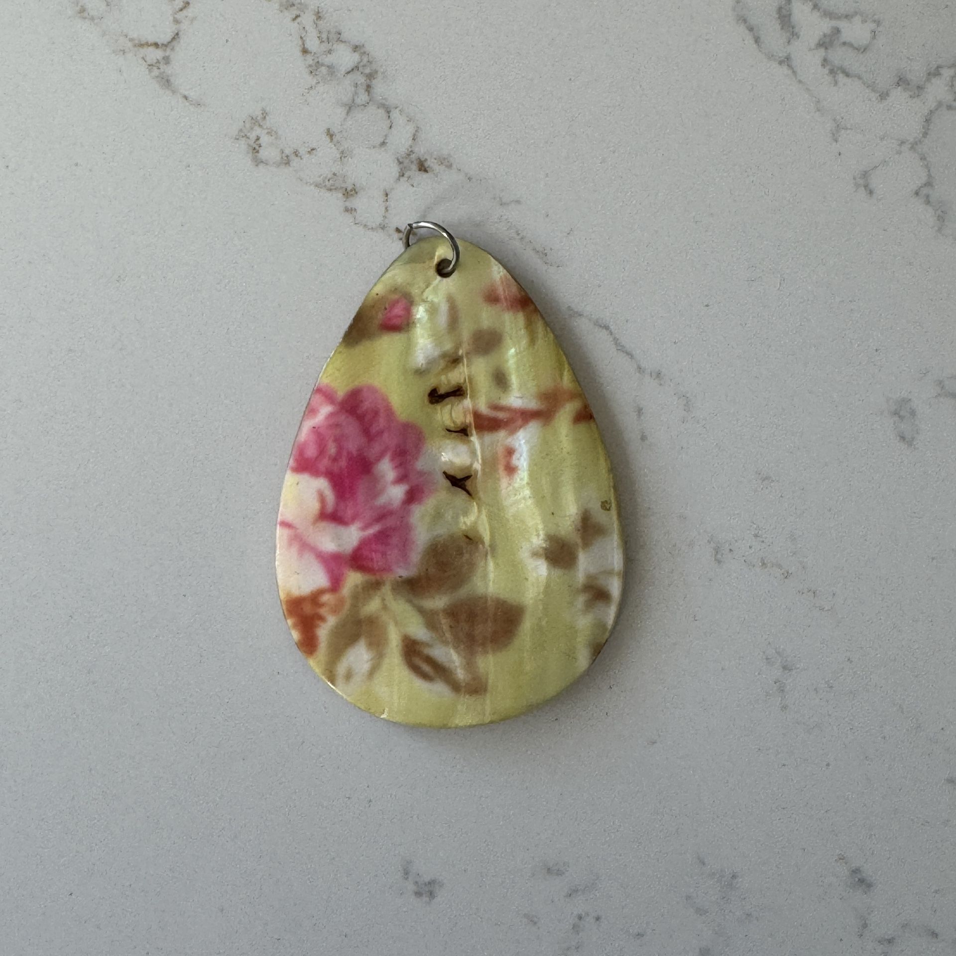 Floral Stamped Seashell Pendant Slide