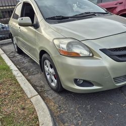 2007 Toyota Yaris