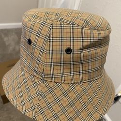 Burberry Bucket Hat 