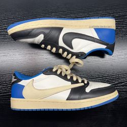 Jordan 1 Low Travis Scott