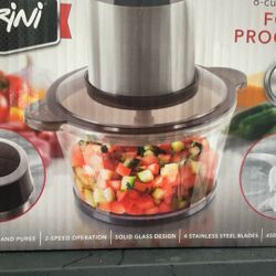 8-cup Capacity Food Processor