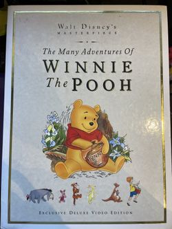 Disney’s The Many Adventures Of Winnie The Pooh Exclusive Masterpiece VHS Set
