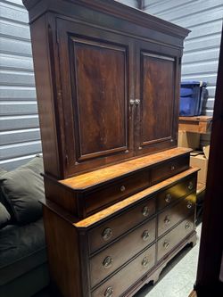 Bedroom entertainment cabinet