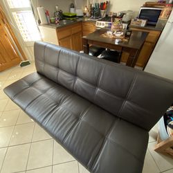Couch/ Futon Russel Beautyrest Bonded Leather Euro Lounger