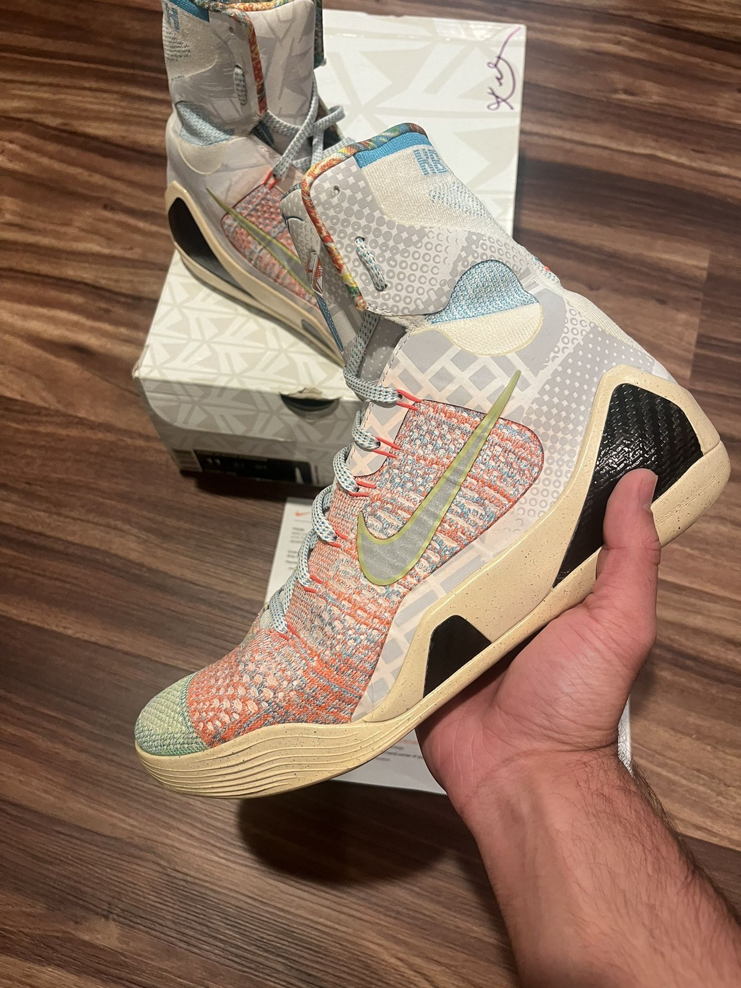 Kobe 9 What The