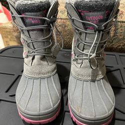 Girls Cabela’s Size 3 Winter Boots